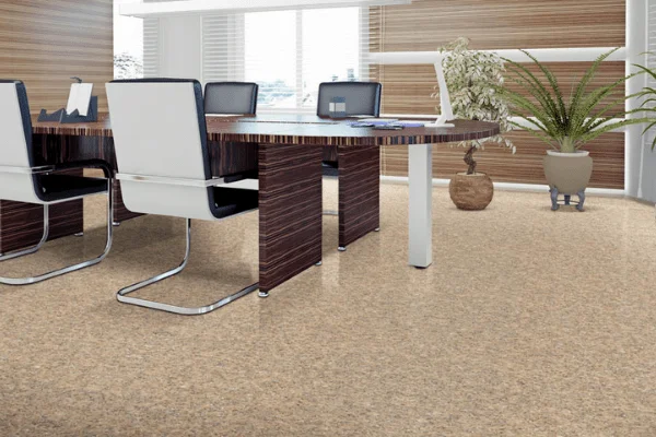 Чем коммерческий линолеум отличается от полукоммерческого?