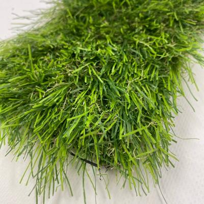 искусственный газон с высоким ворсом