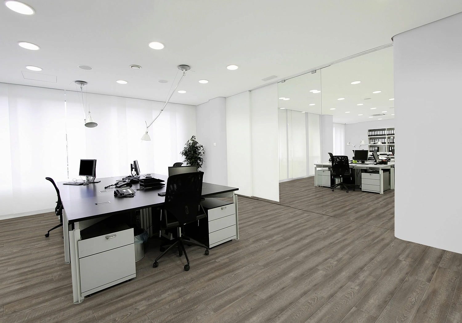 Топ лучших напольных покрытий для офиса: что выбрать в 2025 году?