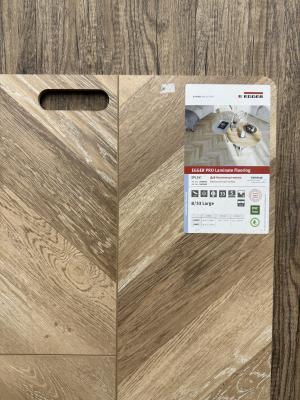 Ламинат Egger Pro Large Дуб Кестинкорт Мокко (8/33)