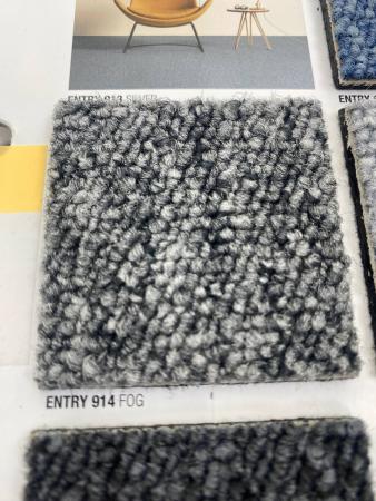 Ковровая плитка Bloq Entry