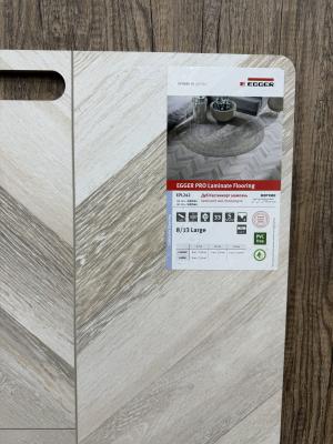 Ламинат Egger Pro Large Дуб Кестинкорт Шампань (8/33)