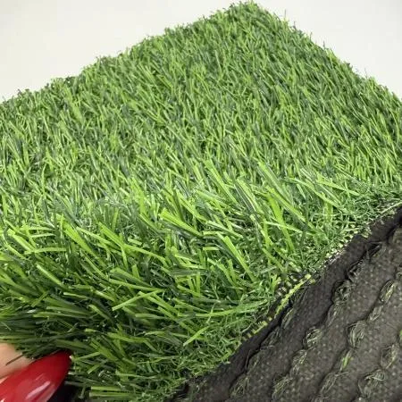 Искусственная трава Lux Green 20 мм, ширина 1 м
